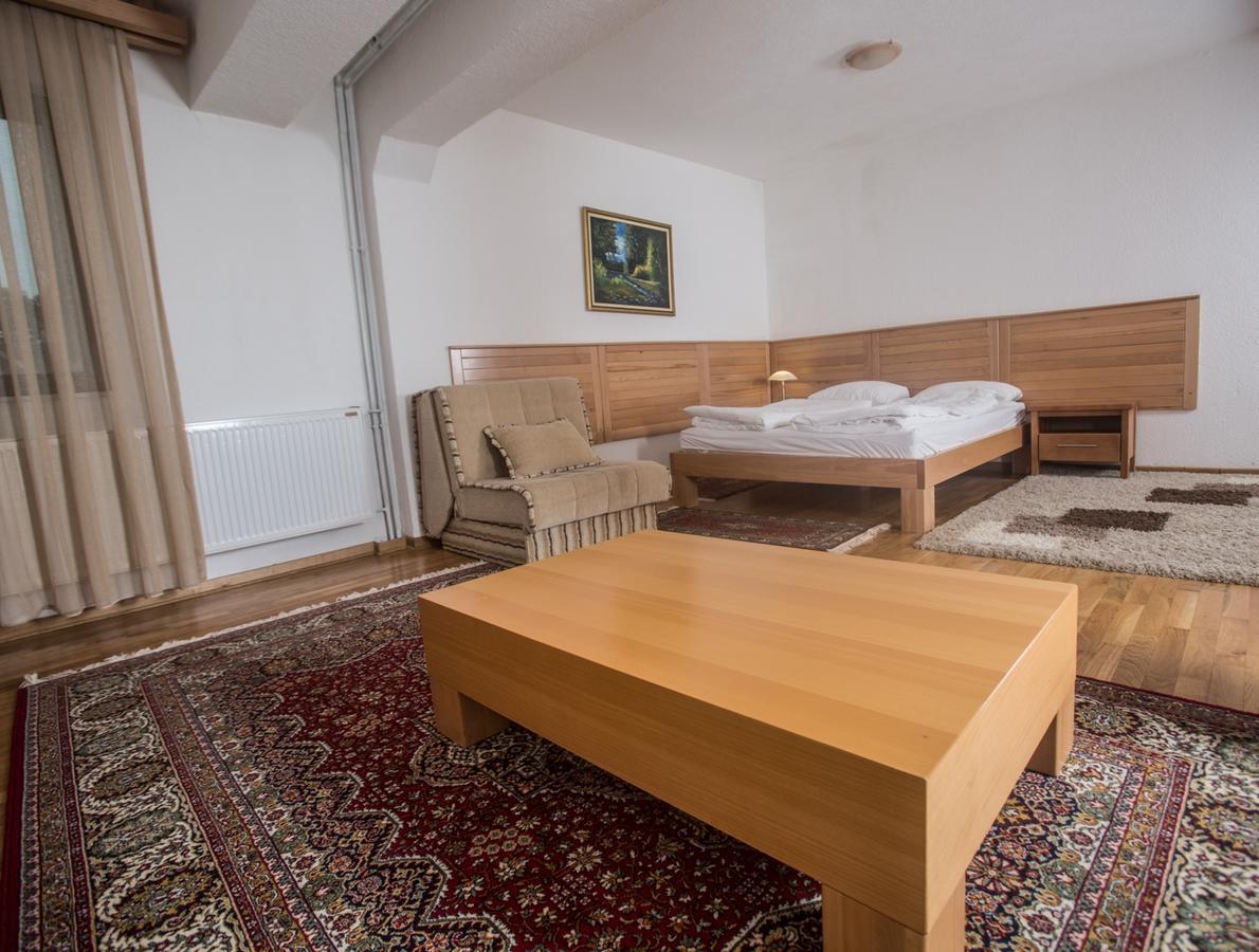 Hotel Borici Sjenica Zewnętrze zdjęcie